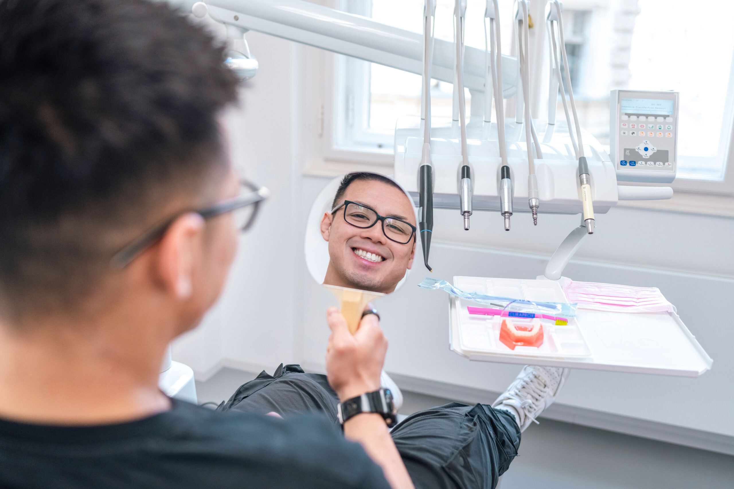 Spokojený pacient dentální hygieny