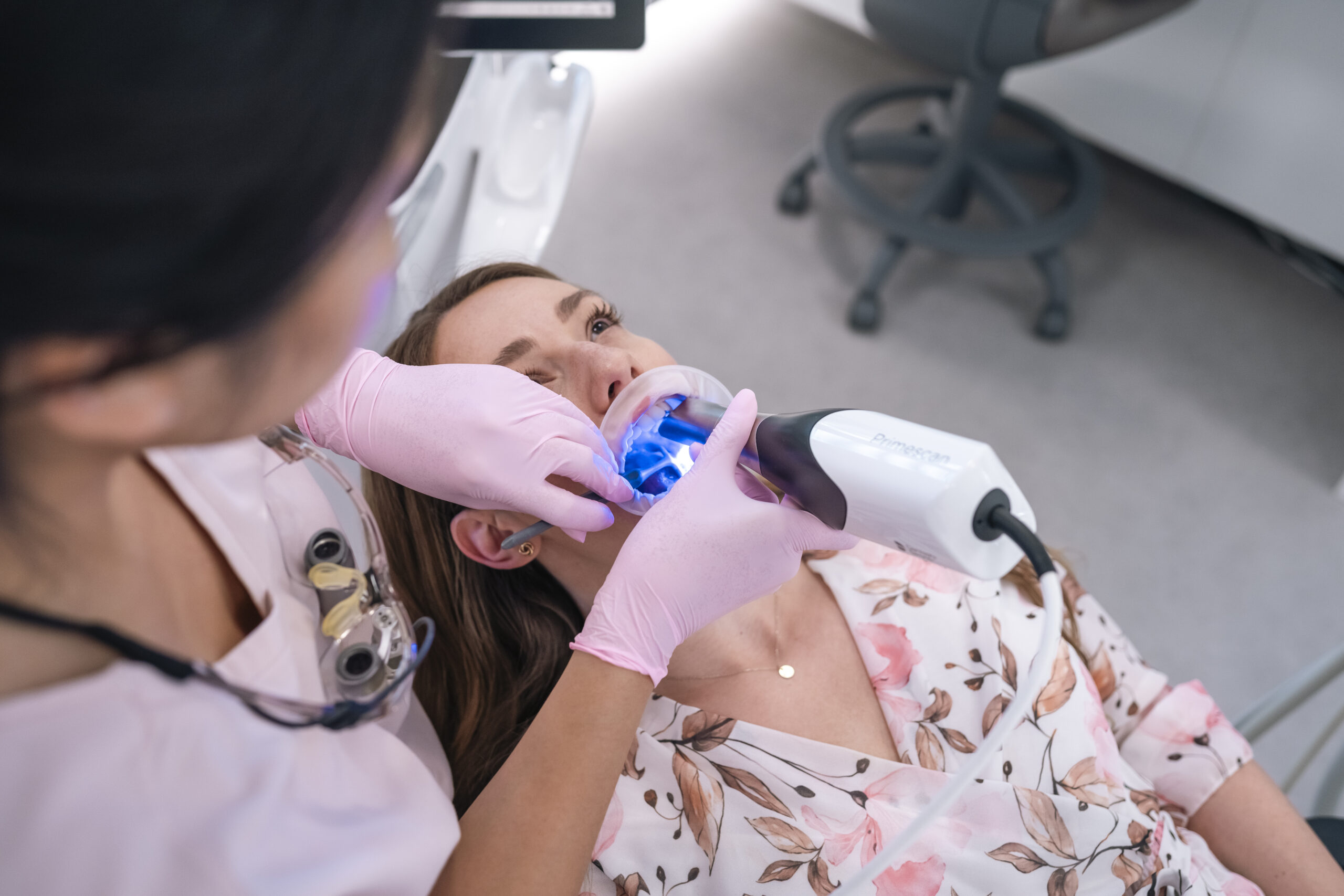 Digital dental scan of a patient before planning a dental implant in a dental clinic